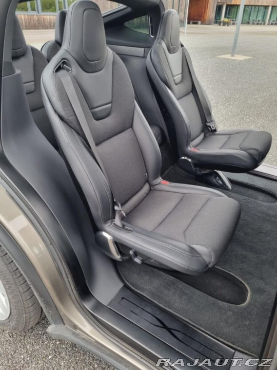 Tesla Model X 90D- Zdarma nabíjení 2016