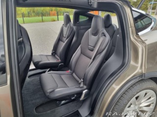 Tesla Model X 90D- Zdarma nabíjení 2016