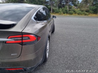 Tesla Model X 90D- Zdarma nabíjení 2016