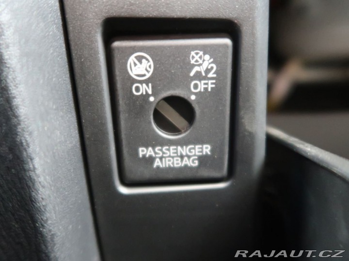 Mazda CX-3 2.0Skyactiv,CZ,1Maj,Manuá 2019