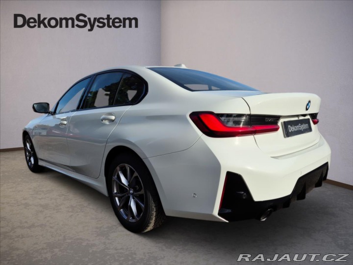 BMW 3 2,0 318d G20 M--Sport 2022