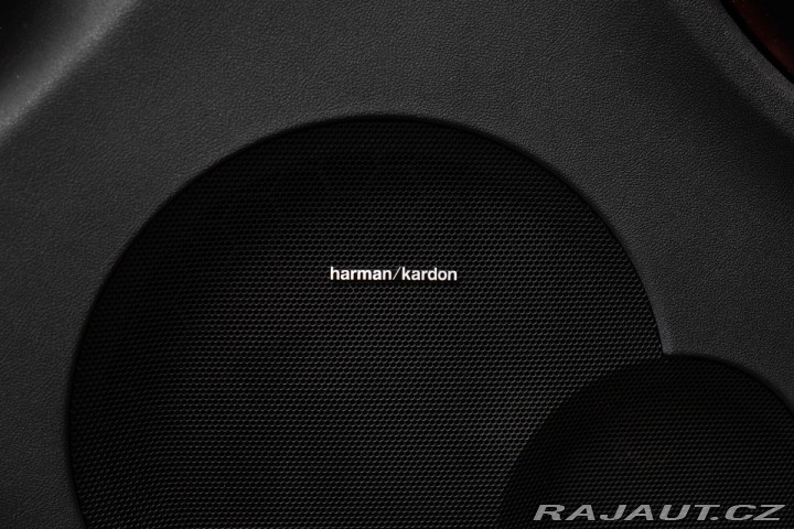 Mercedes-Benz SLK HarmanKardon/V8/Ventilova 2005