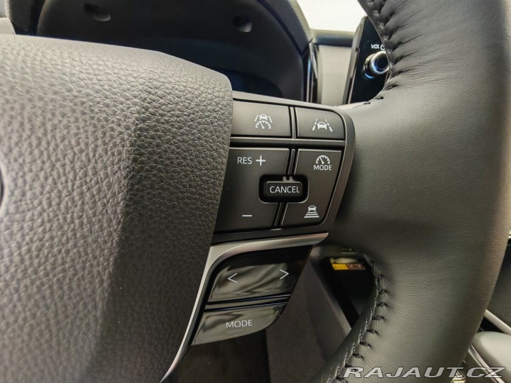 Toyota Camry 2,5 Hybrid CVT Comfort 2025