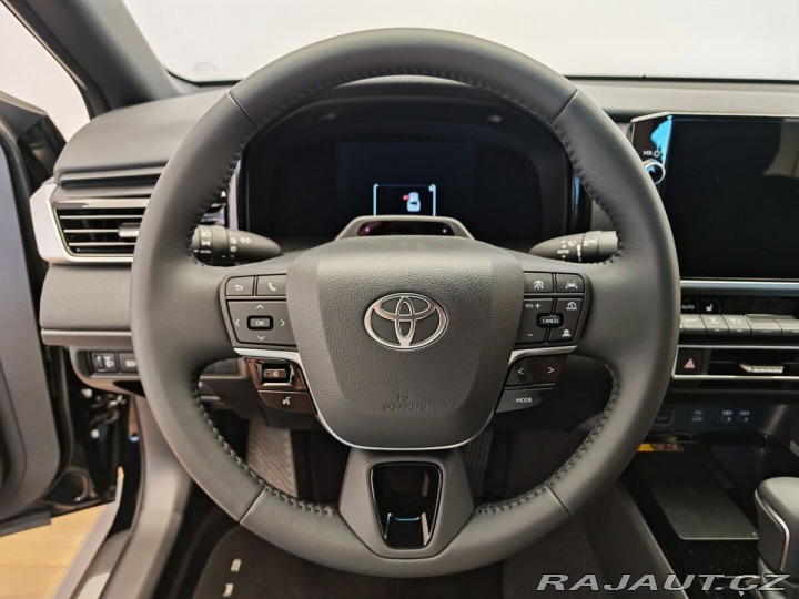 Toyota Camry 2,5 Hybrid CVT Comfort 1800