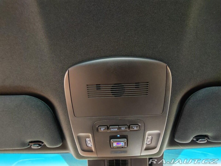 Toyota Camry 2,5 Hybrid CVT Comfort 1800