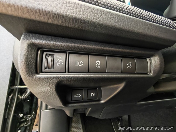 Toyota Camry 2,5 Hybrid CVT Comfort 2025