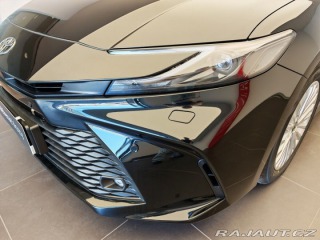 Toyota Camry 2,5 Hybrid CVT Comfort 2025