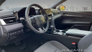 Toyota Camry 2,5 Hybrid CVT Comfort 2025