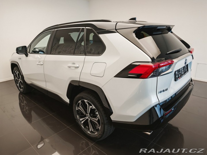 Toyota RAV4 2,5 Plug-in Hybrid 4x4 AT 2025