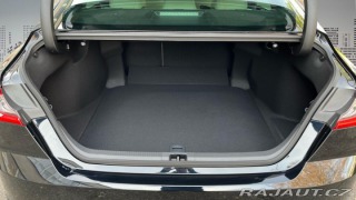 Toyota Camry 2,5 Hybrid CVT Prestige 2025