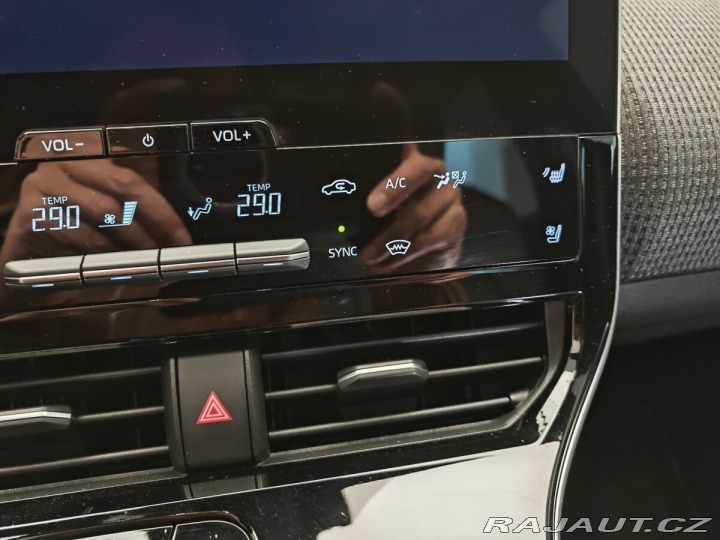 Toyota bZ4X Electric Motor 4x2 Execut 2025