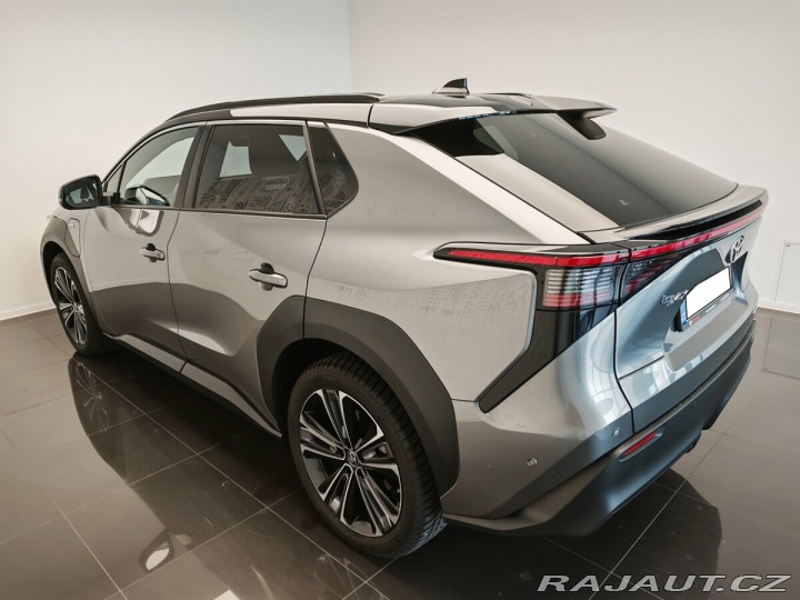 Toyota bZ4X Electric Motor 4x2 Execut 2025