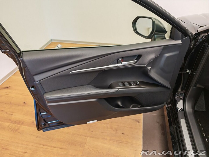 Toyota Camry 2,5 Hybrid CVT Comfort 1800