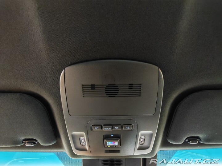Toyota Camry 2,5 Hybrid CVT Comfort 1800