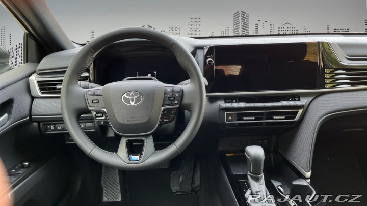 Toyota Camry 2,5 Hybrid CVT Comfort 2025