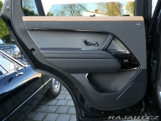 Land Rover Range Rover Sport Dynamic SE D250 2025