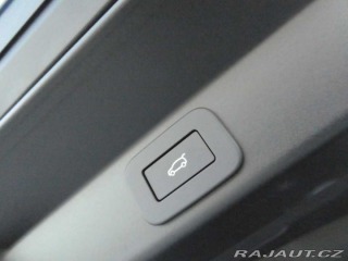 Land Rover Range Rover Sport Dynamic HSE P460e 2025