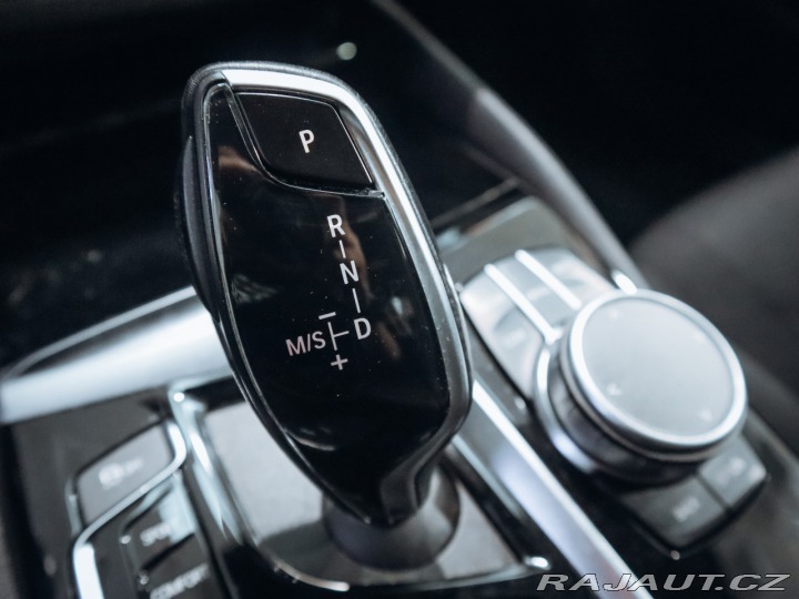 BMW 5 530i xDrive, 185 kW Head- 2019