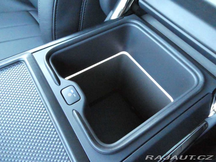 Land Rover Range Rover Sport Dynamic HSE P460e 2026