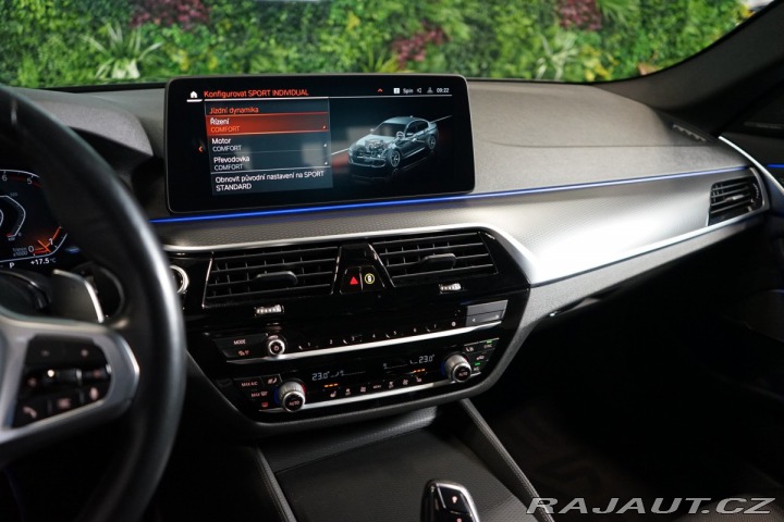 BMW 5 40i*xDRIVE*TAŽ*H/K*CAMERA 2022