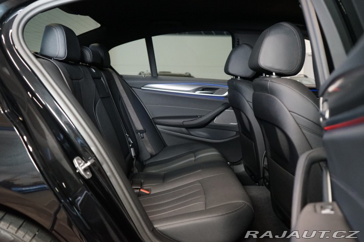 BMW 5 40i*xDRIVE*TAŽ*H/K*CAMERA 2022