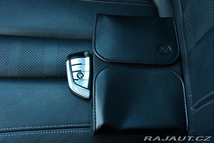 BMW X5 xDrive30d M-SPORT HUD ACC 2019