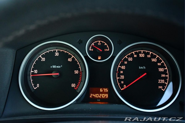 Opel Zafira 1.9CDTi 88kW 7.MÍST TAŽNÉ 2008