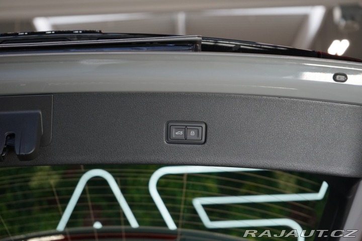 Audi Q8 TFSIe*QUATTRO*TAŽ*B&O 2026