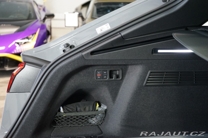 Audi Q8 TFSIe*QUATTRO*TAŽ*B&O 2026