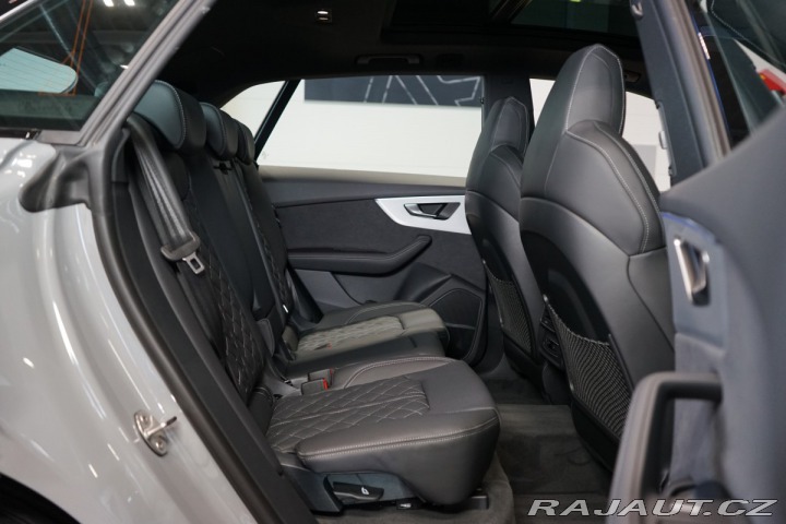 Audi Q8 TFSIe*QUATTRO*TAŽ*B&O 2025