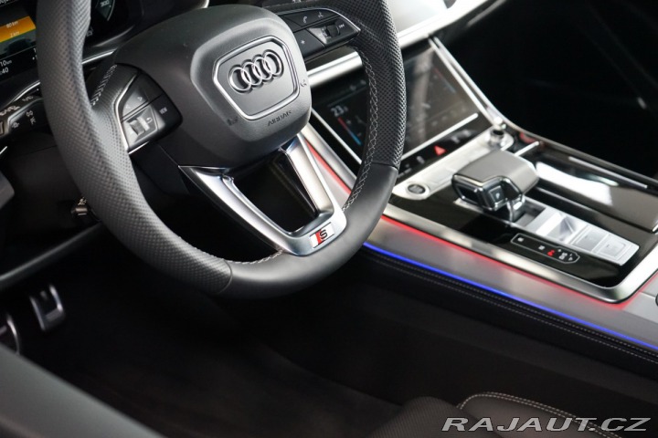 Audi Q8 TFSIe*QUATTRO*TAŽ*B&O 2026