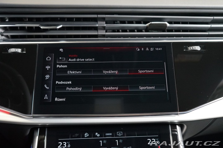 Audi Q8 TFSIe*QUATTRO*TAŽ*B&O 2025