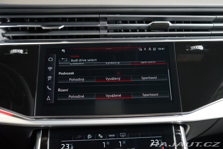 Audi Q8 TFSIe*QUATTRO*TAŽ*B&O 2025