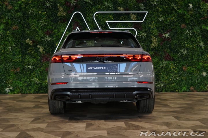 Audi Q8 TFSIe*QUATTRO*TAŽ*B&O 2025