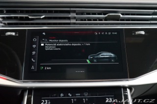 Audi Q8 TFSIe*QUATTRO*TAŽ*B&O 2025