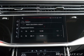Audi Q8 TFSIe*QUATTRO*TAŽ*B&O 2025