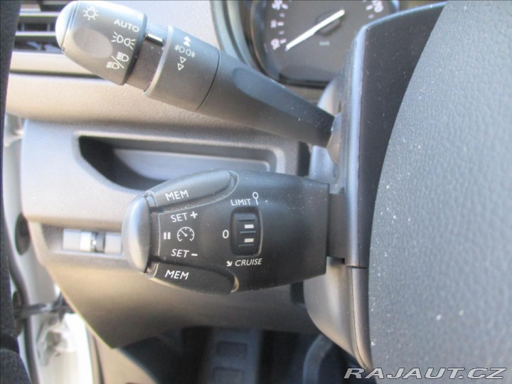 Citroën Jumpy 2,0 HDi 106kw 6míst Long, 2023