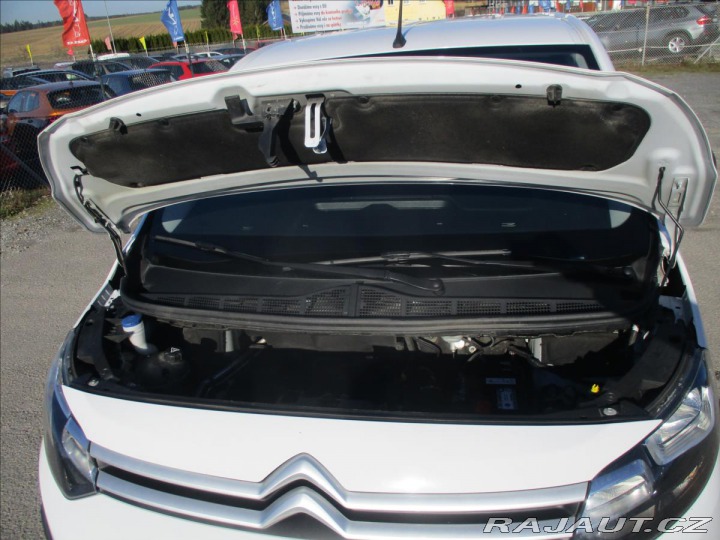 Citroën Jumpy 2,0 HDi 106kw 6míst Long, 2023