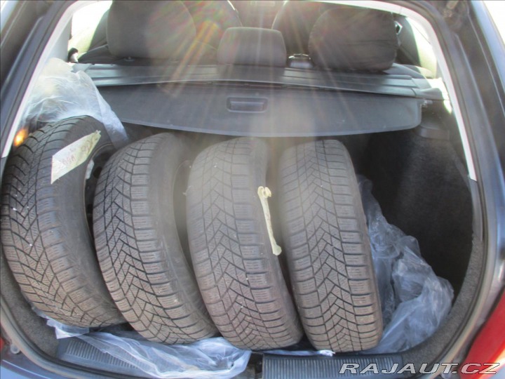 Škoda Fabia 1,4 i 16V 59kw Combi, Kli 2006