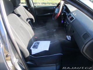 Škoda Fabia 1,4 i 16V 59kw Combi, Kli 2006