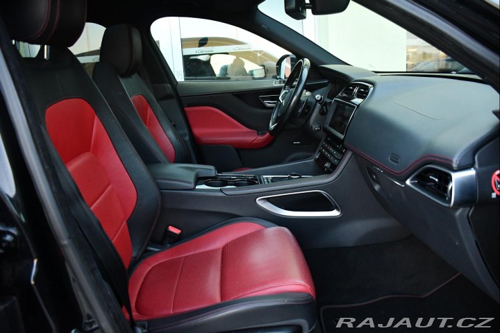 Jaguar F-Pace 20d AWD PANO 2XKOLA 2016