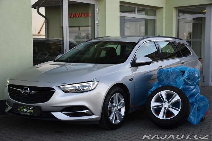 Opel Insignia 1.6CDTi CARPLY NAVI 2xKOL 2017