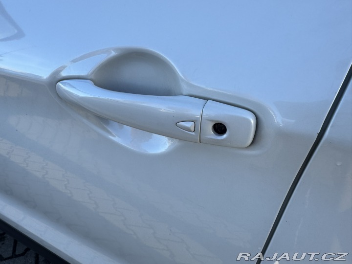 Nissan Qashqai 1,6 85 KW DIG 120 KW DPH 2015