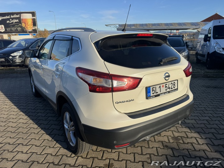 Nissan Qashqai 1,6 85 KW DIG 120 KW DPH 2015