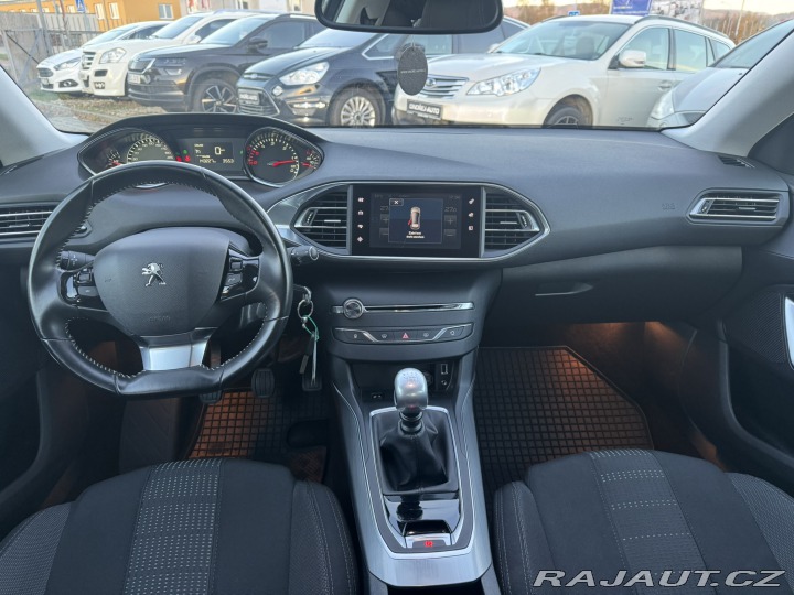 Peugeot 308 1,6 HDI 88 KW 2. MAJ.KOLA 2016