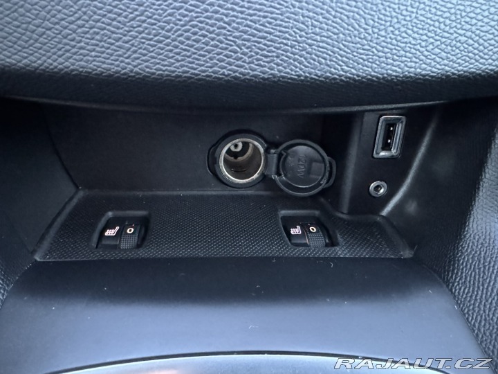 Peugeot 308 1,6 HDI 88 KW 2. MAJ.KOLA 2016