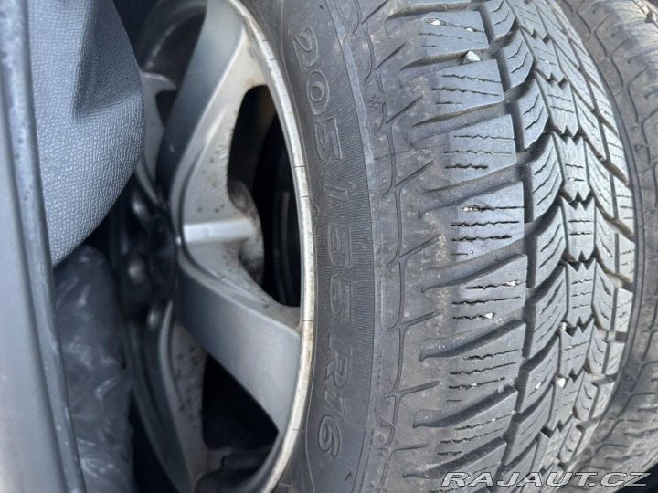 Peugeot 308 1,6 HDI 88 KW 2. MAJ.KOLA 2016