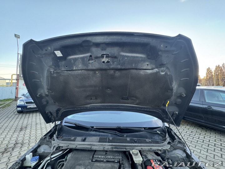 Peugeot 308 1,6 HDI 88 KW 2. MAJ.KOLA 2016