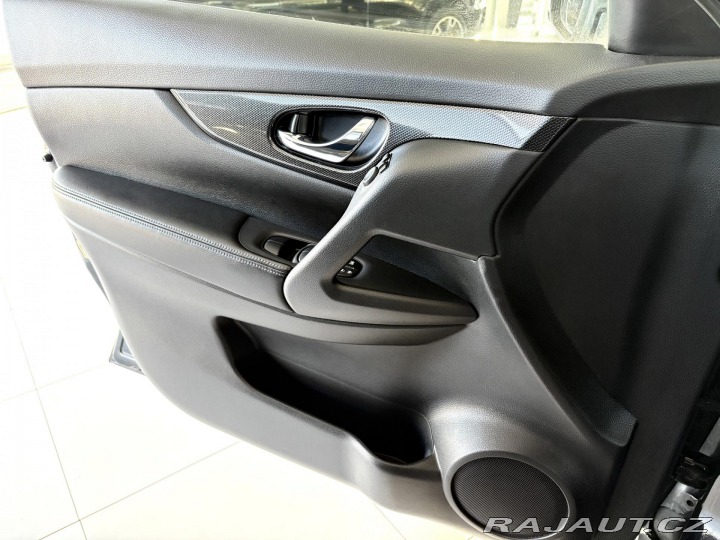 Nissan X-Trail 1,6dCi 4WD*Aut*360kam*Pan 2018