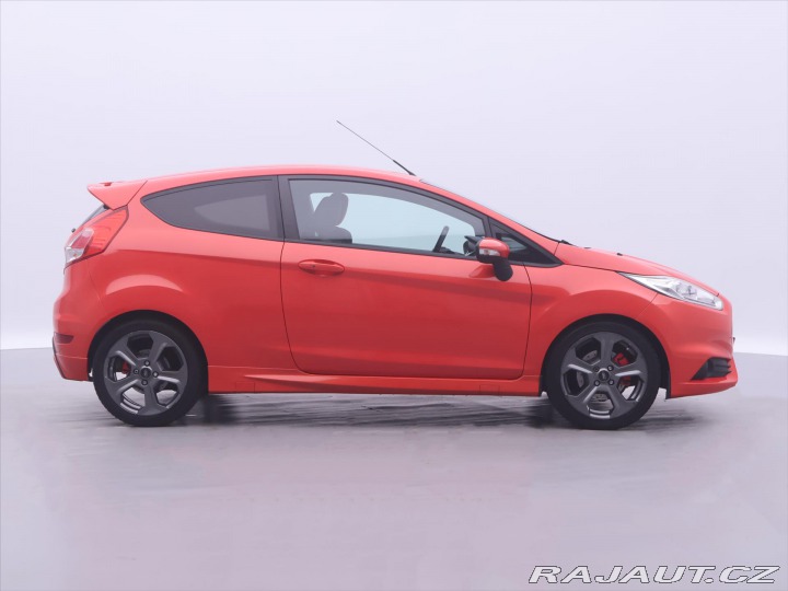 Ford Fiesta 1,6 ST 134kW Recaro Kůže 2013